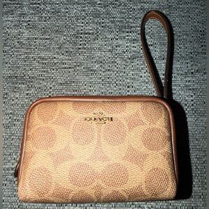 Coach Pouch Wristlet In Signature Canvas